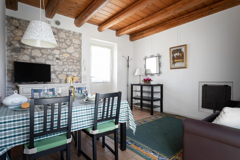 Corte Dei Soavi Suites - Apartments 소아베 객실 사진