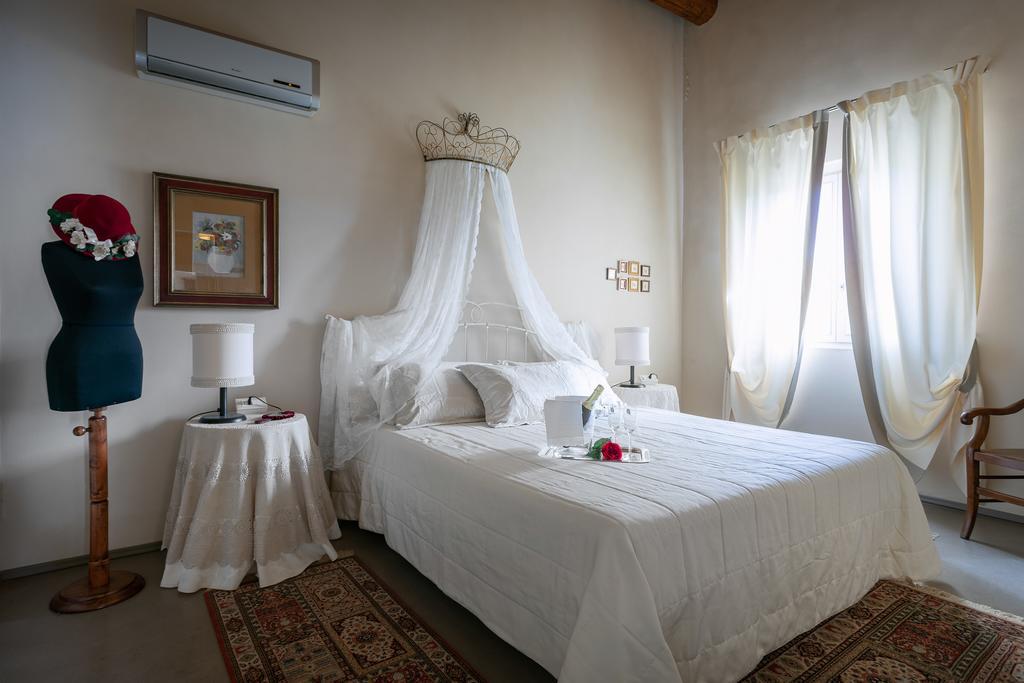 Corte Dei Soavi Suites - Apartments 소아베 객실 사진